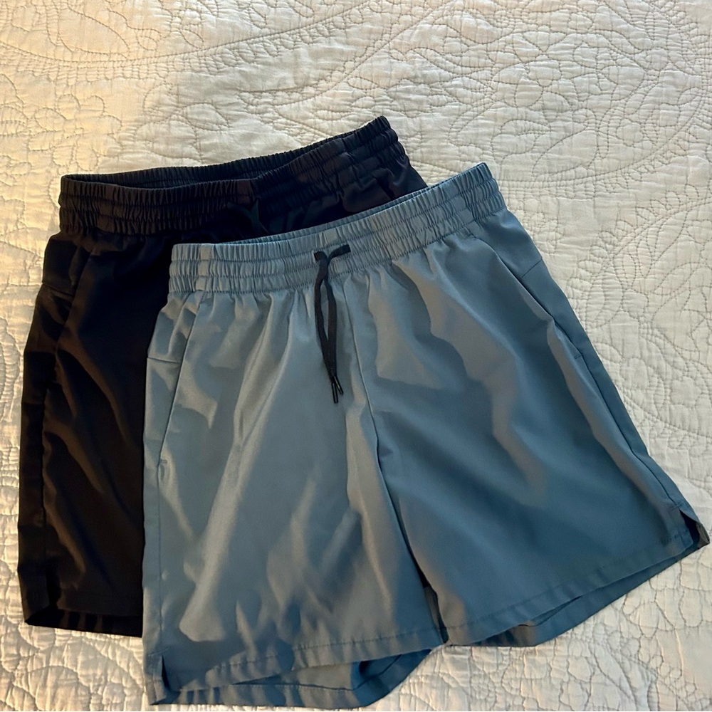 Old Navy Kids Black and Gray Shorts